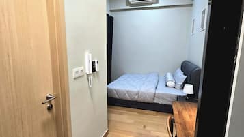 1 bedroom, WiFi, bed sheets