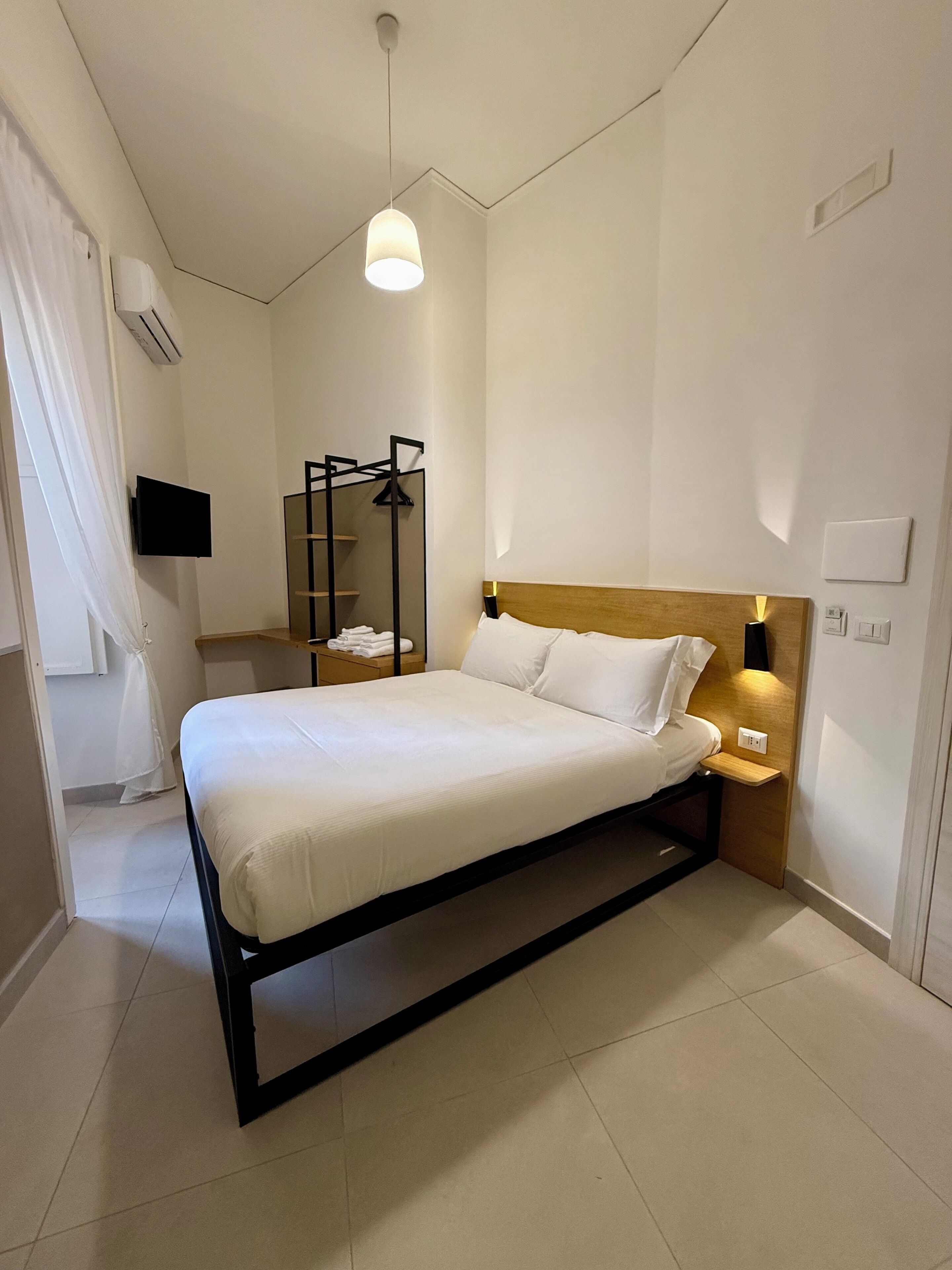 Egyptian cotton sheets, premium bedding, down duvets