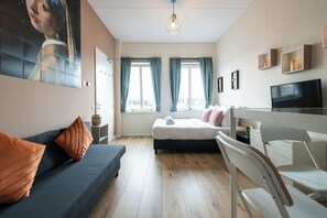 Espace de travail pour ordinateur portable, fer et planche à repasser