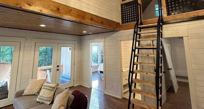 Boulder Trail Getaway- 15 min from New River Gorge National Park