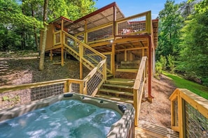 Bain à remous extérieur