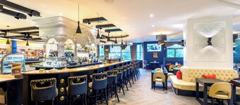 Four Seasons Hotel Carlingford