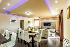 Villa (Villa Pave - Six-Bedroom Villa with T) | Dining room - Villa Pave (Konavle)