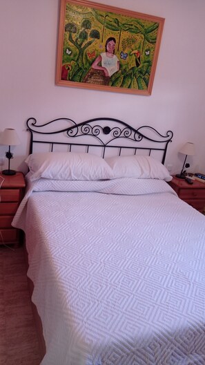 3 Schlafzimmer, Bügeleisen/Bügelbrett, WLAN, Bettwäsche