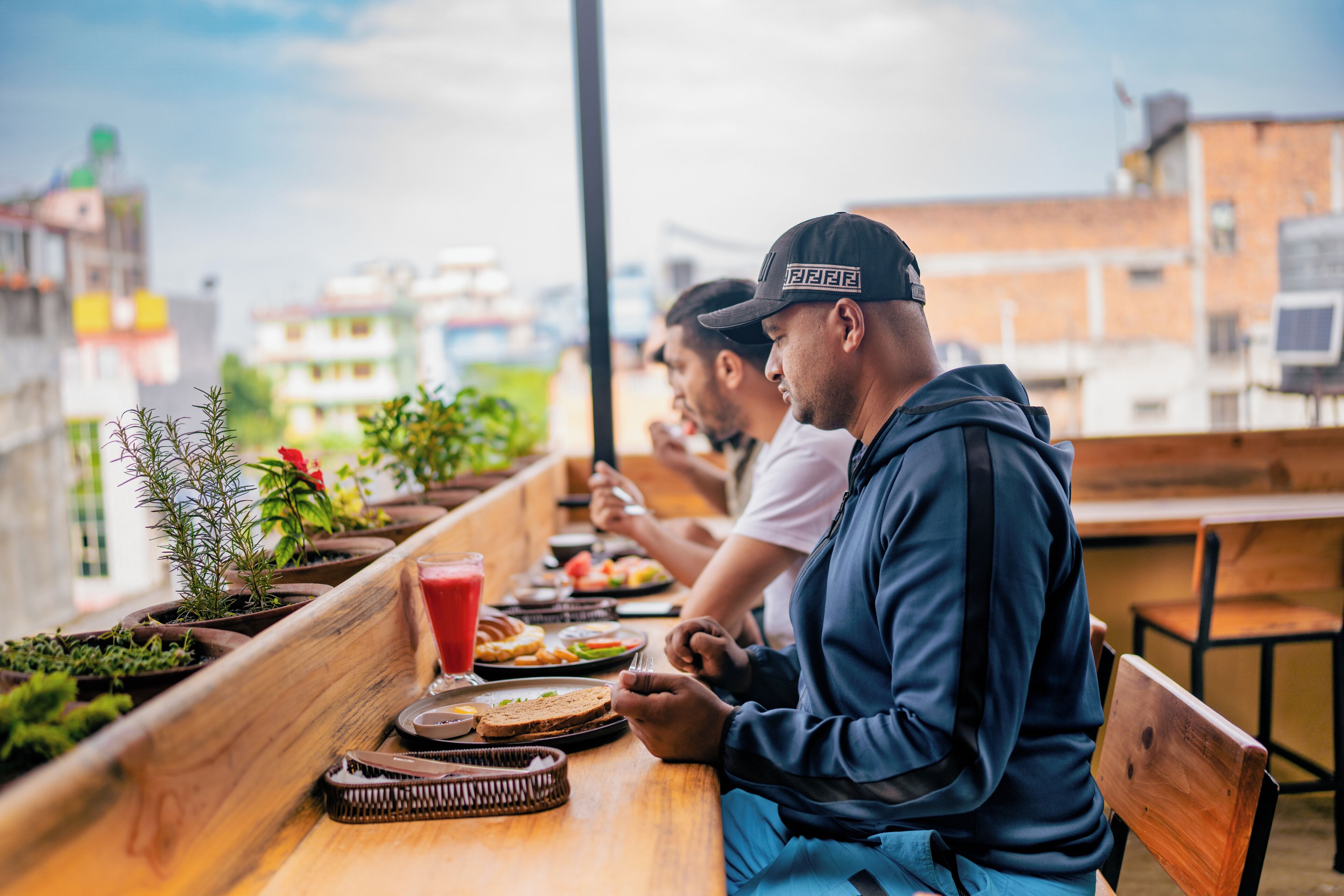 每日供應英式早餐 (費用另計)