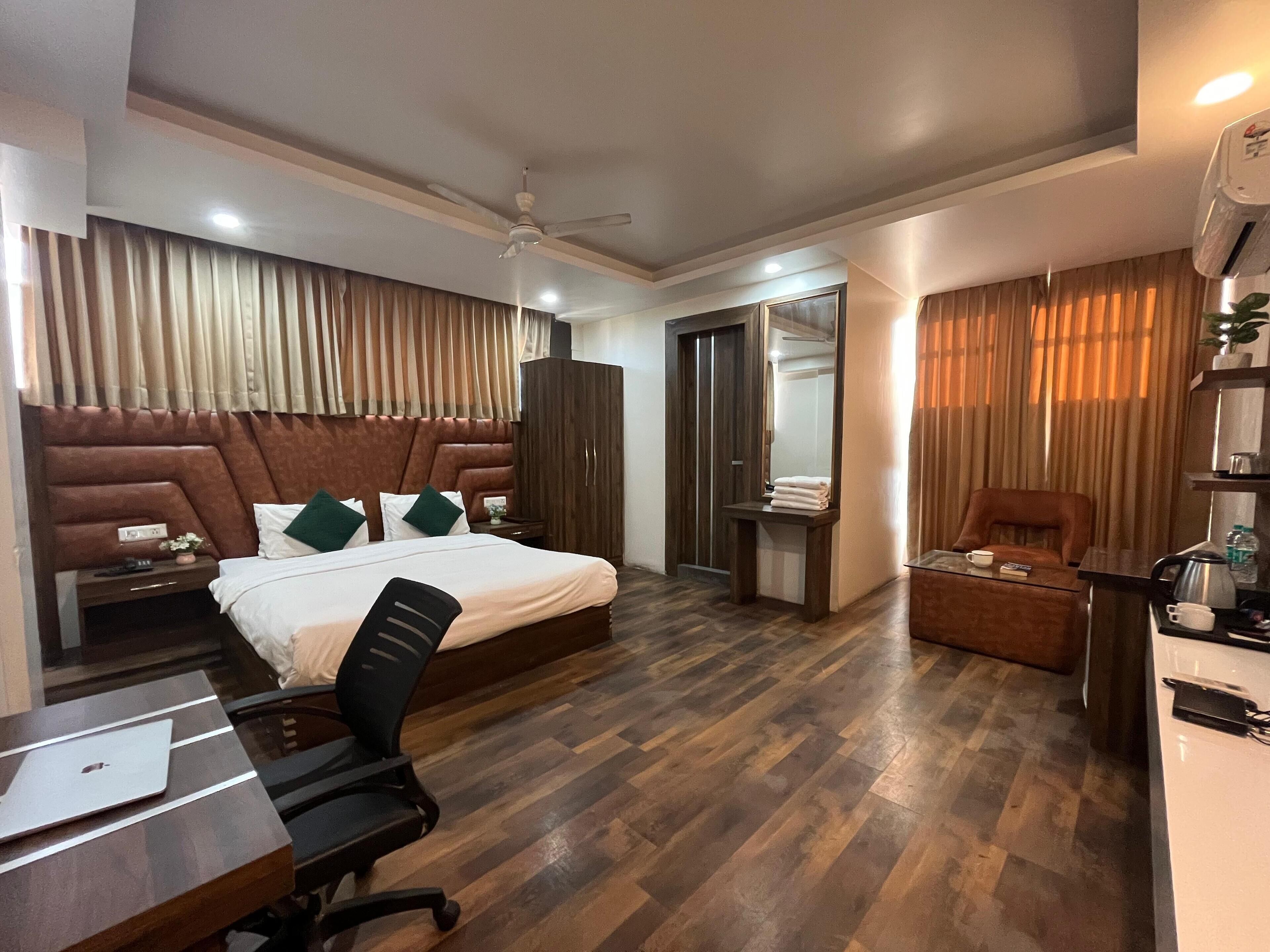 Deluxe Room | 1 bedroom, free WiFi