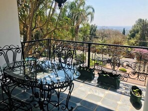 Deluxe Room, Private Bathroom, City View | Balcony - Waterkloof Mansion Boutique Hotel (Pretoria)