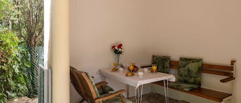 อพาร์ทเมนท์ (Garden Vista apartment - Two Bedroom ) | บริเวณภายนอก