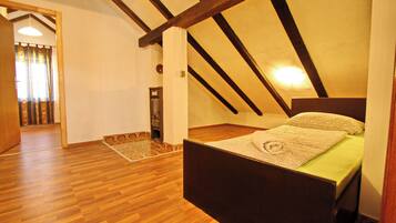 Apartamento (Apartments Lemeš - Comfort One Bedro) | Banheiro | Chuveiro, toalhas de banho