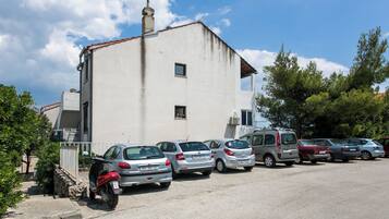 Studio (Apartment Tetepave - Studio) | Exterior