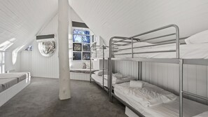 5 bedrooms