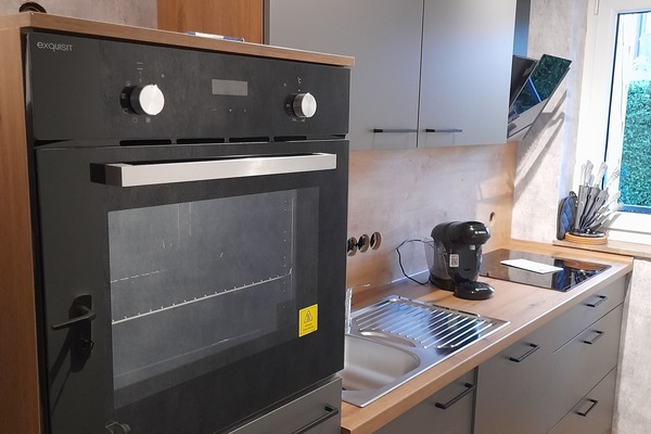 Frigorífic, microones, forn i placa de cuina