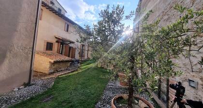 La Casa di Lucapietro Bellissimo Chalet nel Cuore Dell'umbria Vicino a Spoleto