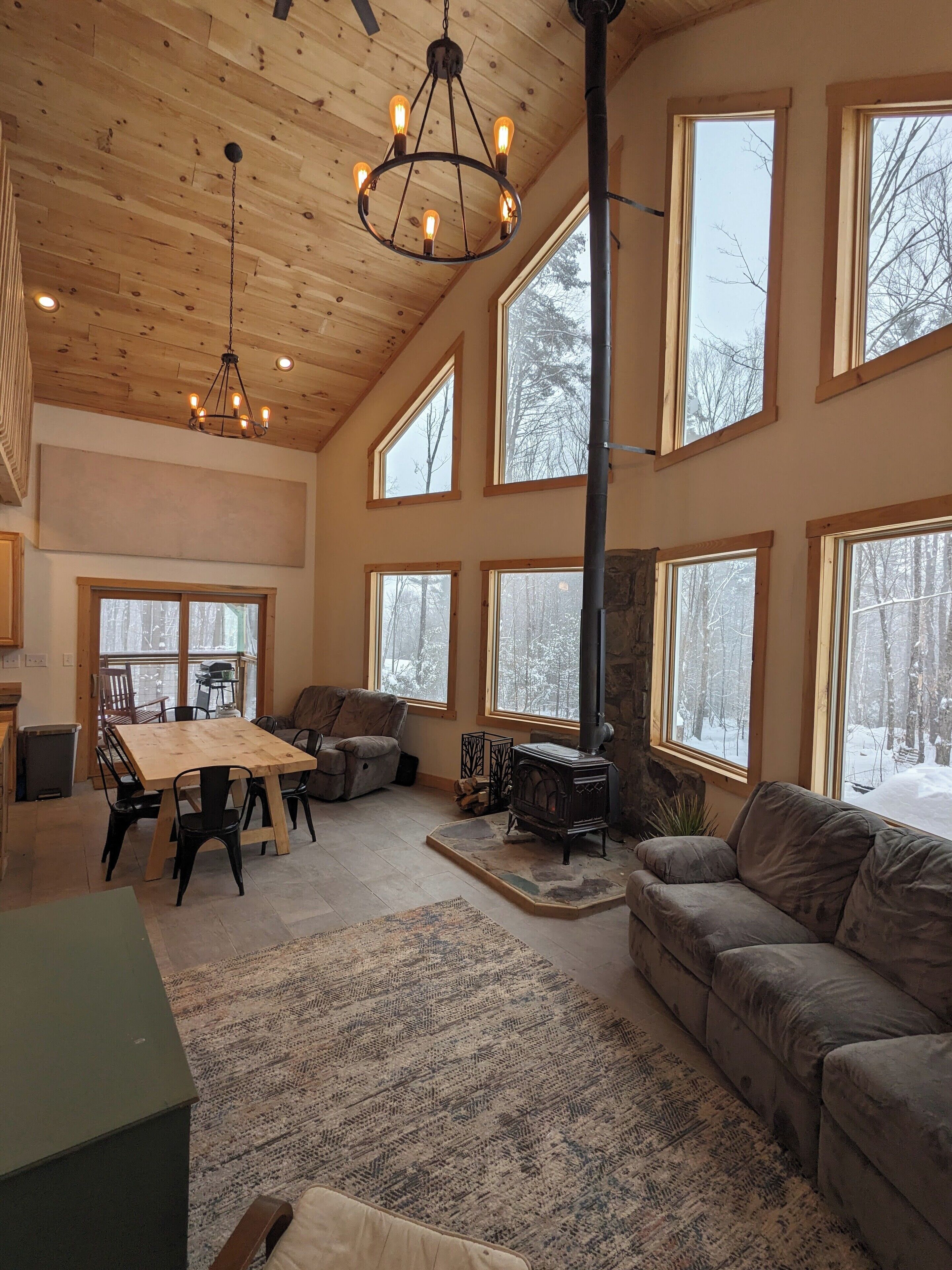 Adirondack Getaway in Lake George - 4 Bedroom New Construction House