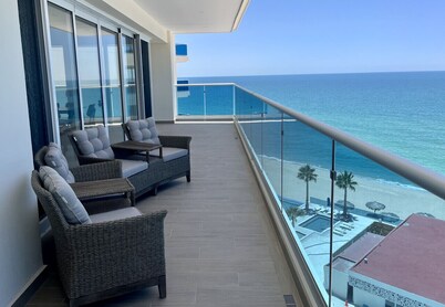 Encantame Towers Resort W805 Viento New Modern 2 Bedroom Corner Condo