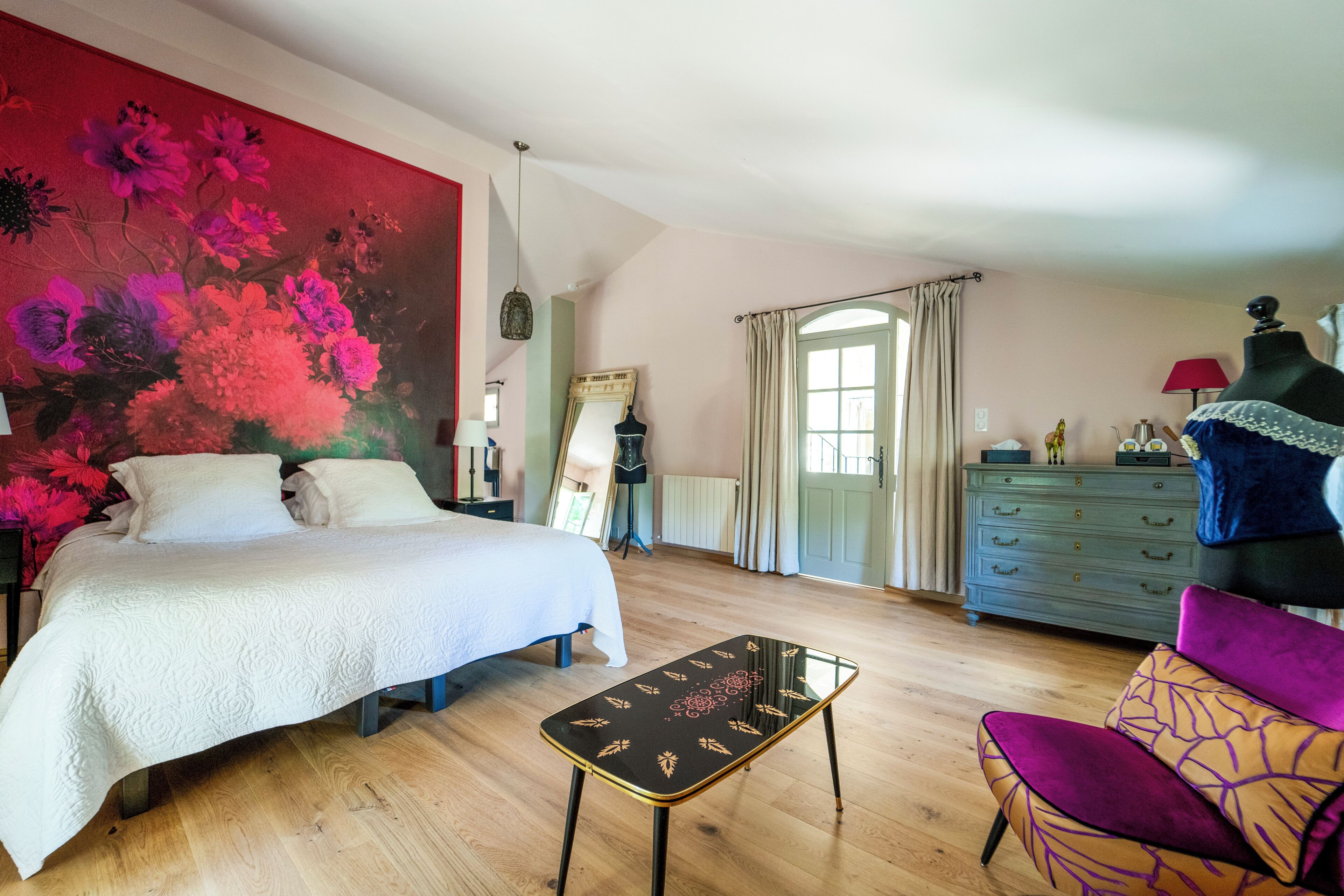 Deluxe Double Room, Garden View | Hypo-allergenic bedding, blackout drapes, soundproofing, free WiFi