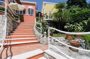 Villa (Villa Gemma - Four Bedroom Villa with) | Exterior
