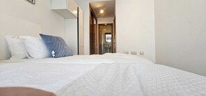 3 bedrooms, iron/ironing board, WiFi, bed sheets - Casa Sultan (Corralejo)