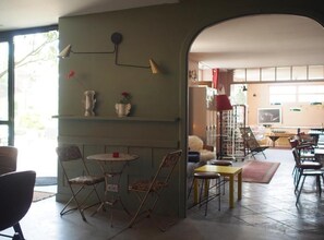 Dining - Les chambres de Lily (Carresse-Cassaber)