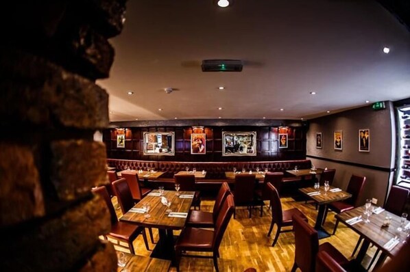 Restaurant - Briars Hall Hotel (Ormskirk)