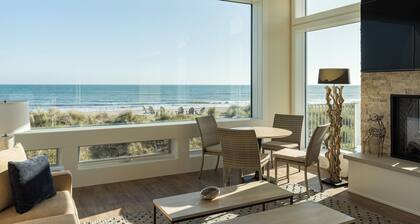 180-182 Seadrift Road: 9 BR, 10.5 BA House in Stinson Beach, Sleeps 24