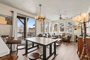 Smart TV, fireplace, video games