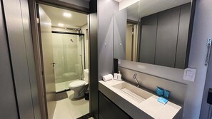 Bathroom - Flat FM20 Cabo Branco Deluxe - By Almare (João Pessoa)