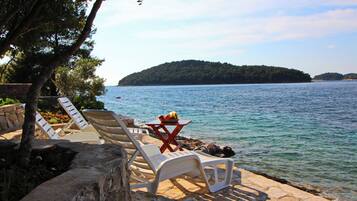 House (Holiday Home Katica - One Bedroom Hol) | Beach | Beach nearby