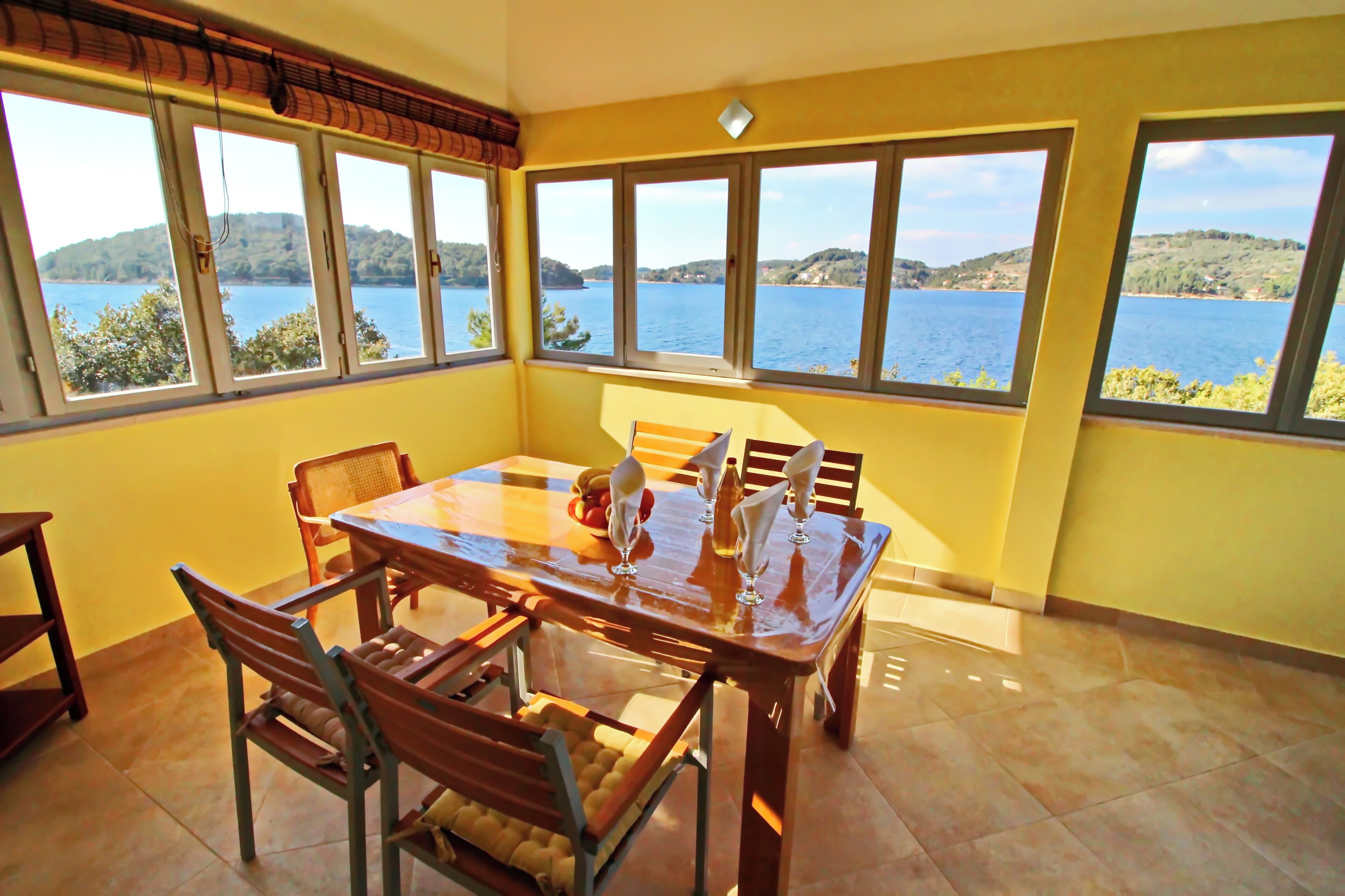 Huis (Holiday Home Katica - One Bedroom Hol) | Woonkamer
