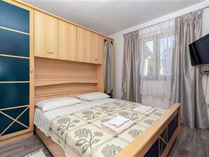 Apartamento (Apartments Radojković Lumbarda -One ) | 3 quartos, Wi-Fi de cortesia