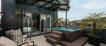 Hanoi Le Chateau Hotel & Spa