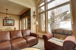 Townhome, 4 Bedrooms | Living area - Er9 Elk Run 4 Bd 4.5 Ba 4 Bedroom Townhouse by RedAwning (Copper Mountain)