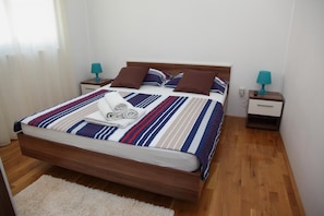 Apartment (Apartment Toma (ST) - Comfort Two Bed) | 2 bedrooms, cots/infant beds, free WiFi
