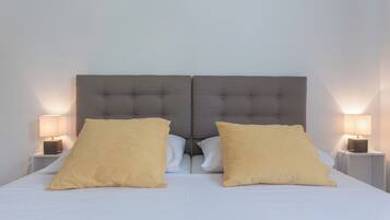 Apartment (Apartments Oleander Sea View - Three ) | 4 bedrooms, free WiFi