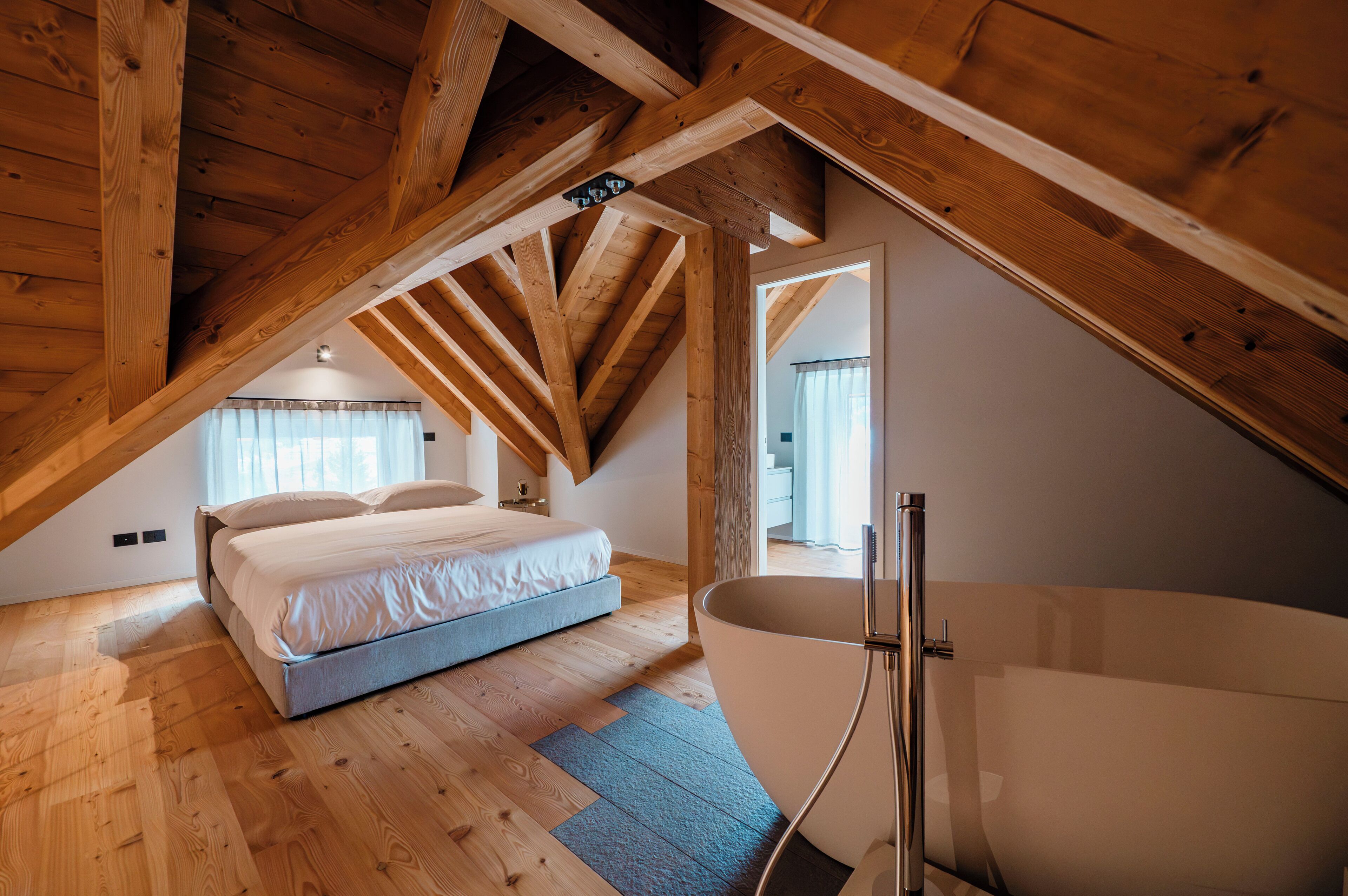 独特公寓 | 客房内保险箱、遮光窗帘、隔音、免费 WiFi