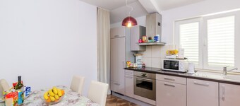 Ana Apartment