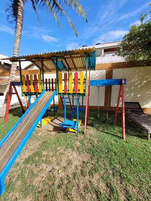 Area giochi per bambini (al coperto)