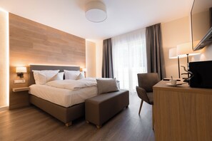 In-room safe, desk, laptop workspace, free WiFi - Naturresort & Spa Schindelbruch  (Südharz)
