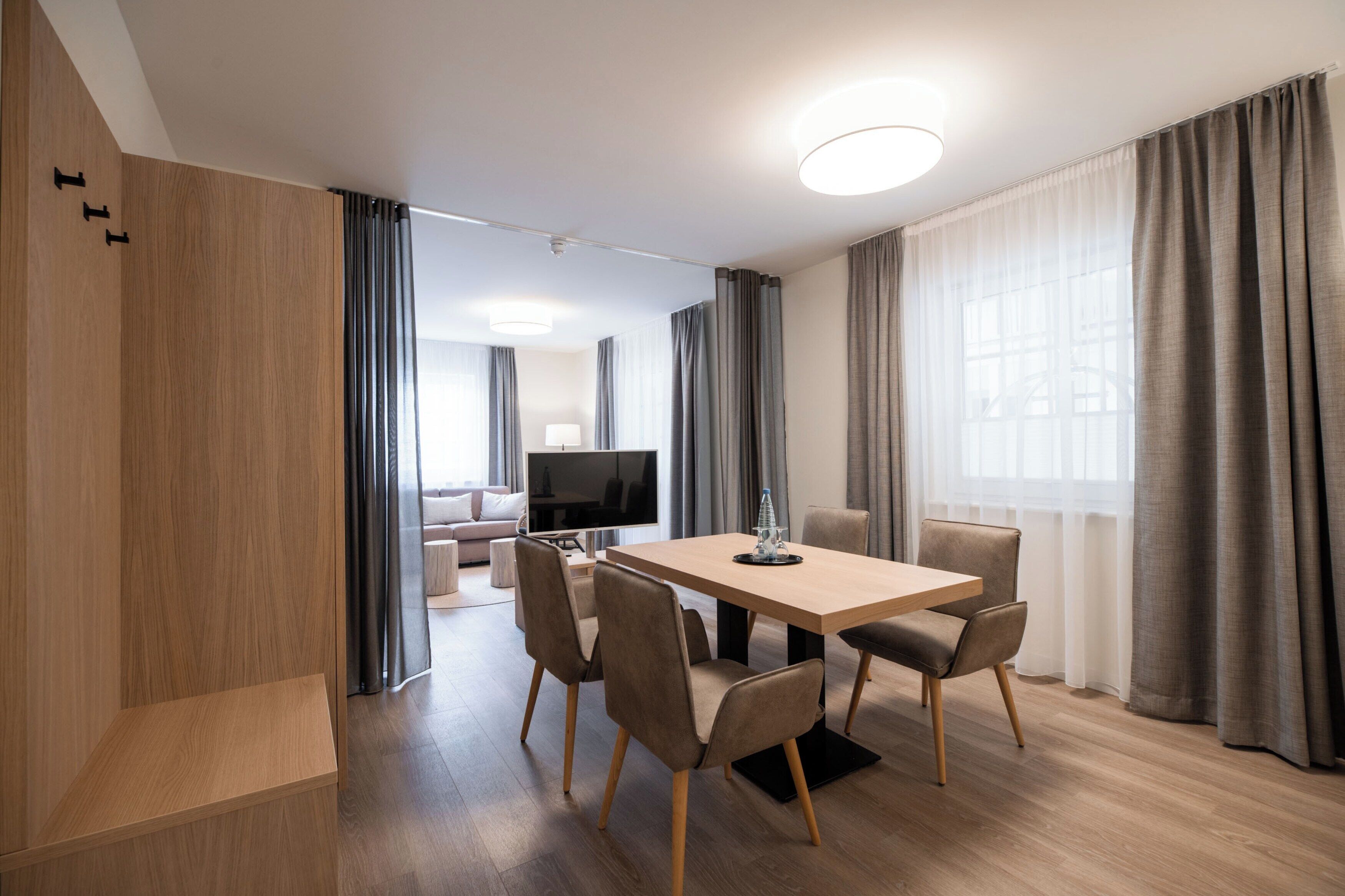 Televisión 32 pulgadas con canales de televisión por cable