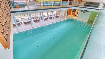 2 piscinas cubiertas