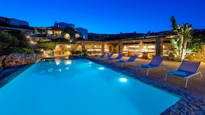 Ferienhaus, Raucher | 12 Schlafzimmer, Schreibtisch, schallisolierte Zimmer