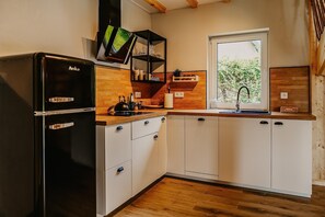 Geladeira, cooktop, lava-louças