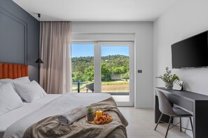 3 bedrooms, iron/ironing board, WiFi, bed sheets - Villa Adventure - heated pool, media room (Gata)