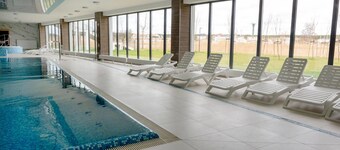 Apartment with a view of the river, pool and sauna