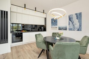 Dining - Comfortable apartment, river view, indoor pool (Dziwnow)