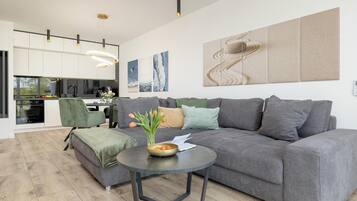 TV connectée, table de tennis de table