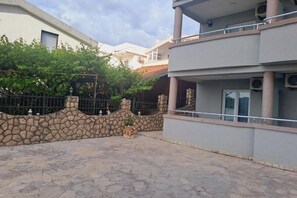 Property grounds - Sea House Apartmen für 4 Personen (Dobre Vode)