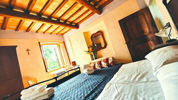 3 chambres, lit parapluie, Wi-Fi, draps fournis