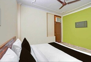 Classic Double Room, City View | Free WiFi - JPS LUX RESIDENCY (New Delhi)