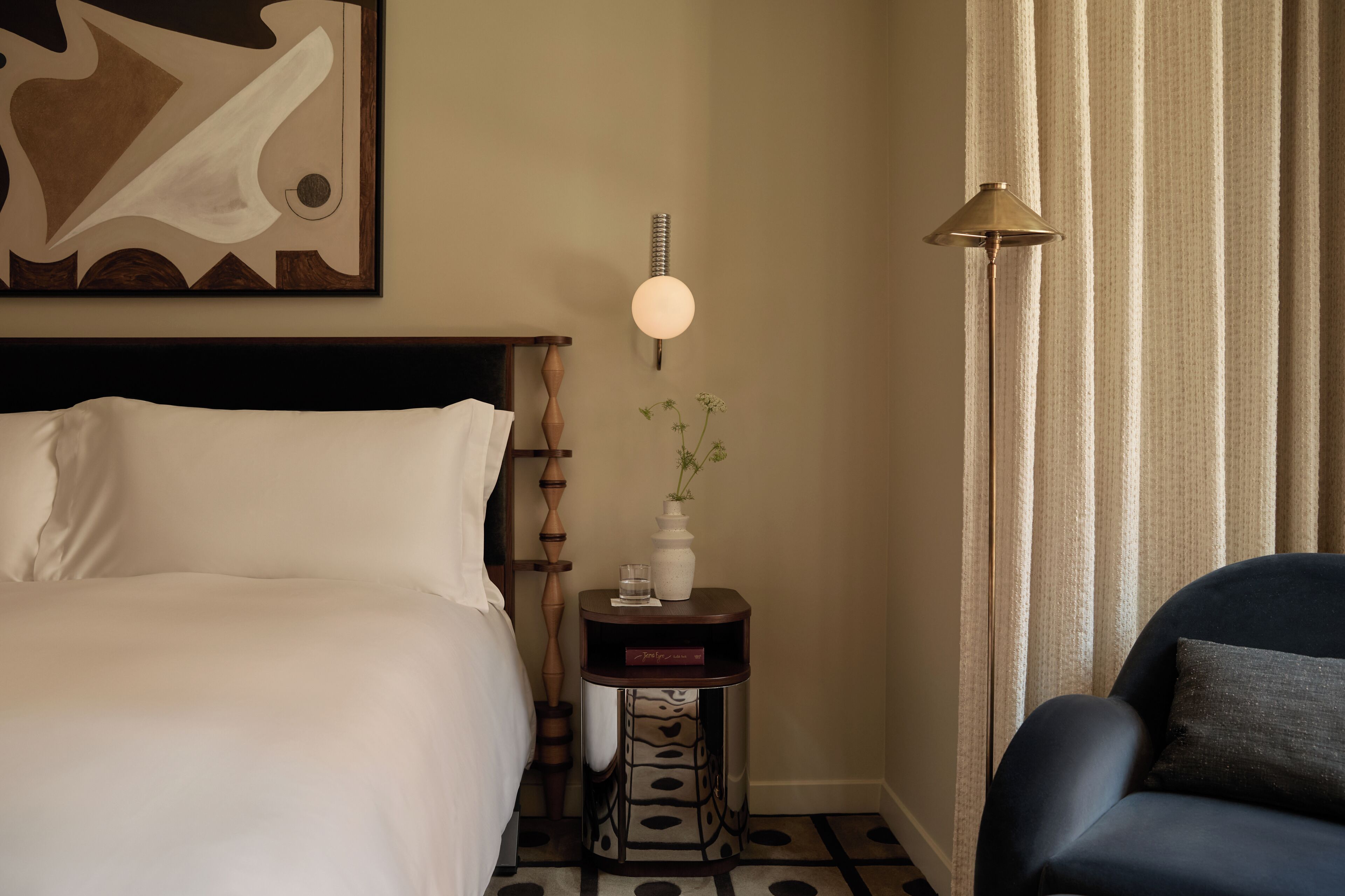 Egyptian cotton sheets, premium bedding, down duvets, pillow-top beds